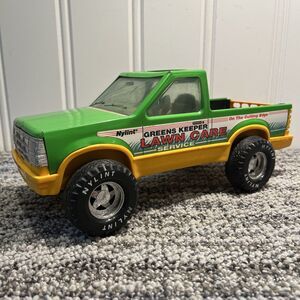 VTG 1980s Nylint Greens Keeper Lawn Care Service Pickup Truck Green Metal Toy